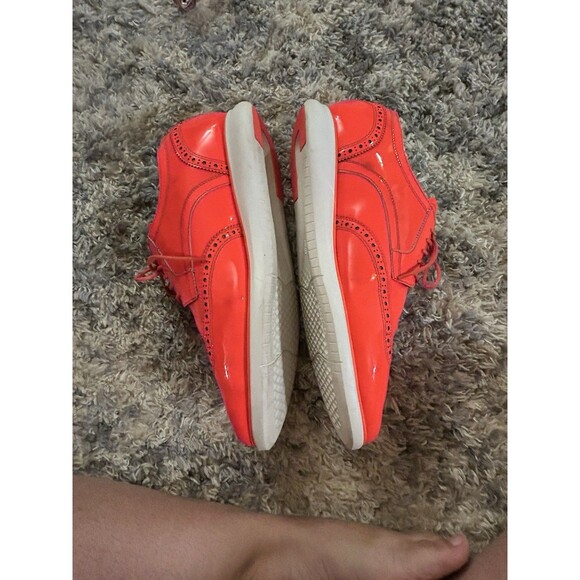 Florsheim Fuel Reflect‎ Neon Wingtip Oxford in Coral 12M Artsy Comfort Bright - Picture 4 of 8